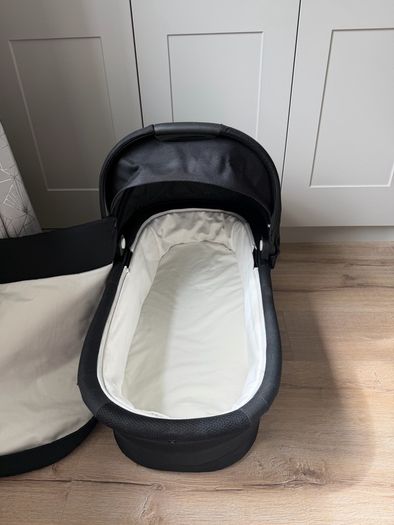 Cybex bugy cot black + rain cover