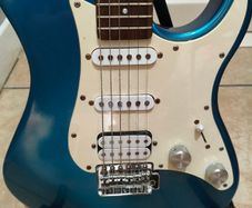 Yamaha EG012 electric guitar
