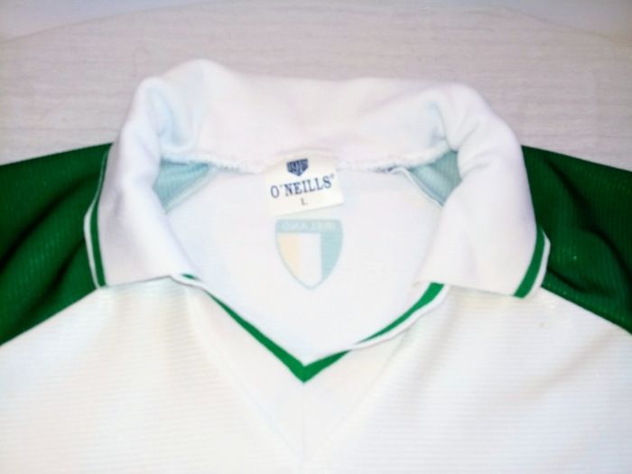 Rare Republic Of Ireland Soccer / GAA Crossover 2002 Japan/Korea World Cup Memorabilia O'Neills Jersey Size L Adults