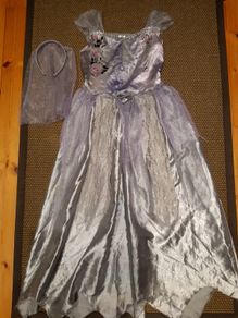 Girls skeleton bride costume age 11-12