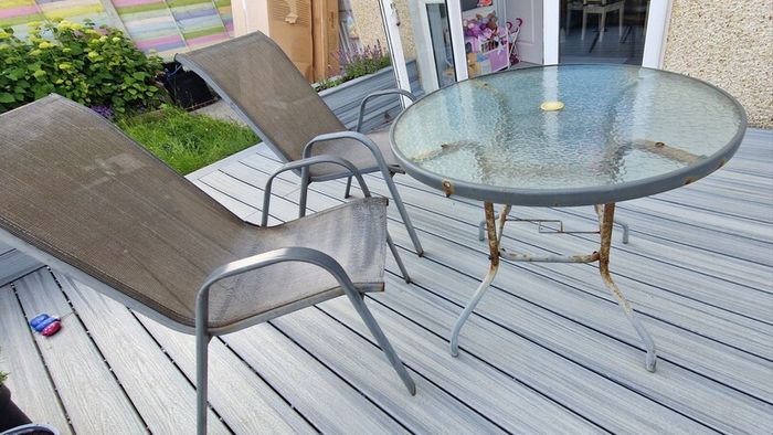 patio set