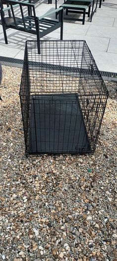 Dog crate