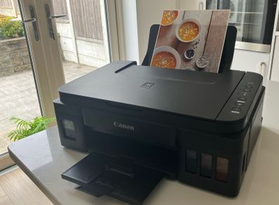 CANON Printer -prints 12000 PAGES perfect for college