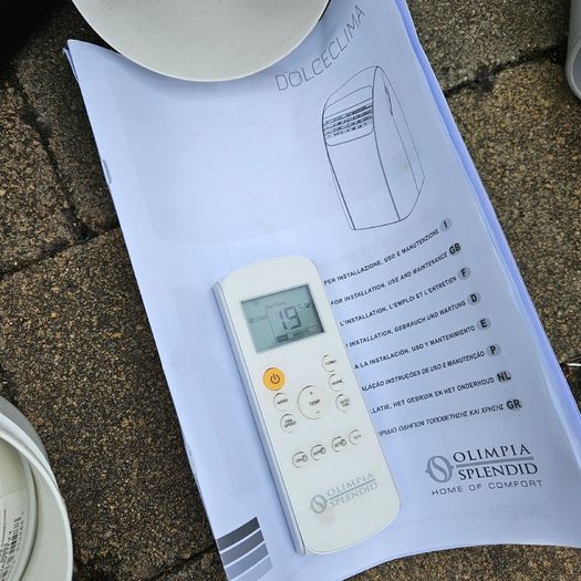 Air conditioner (portable)