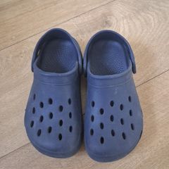 Free. Kids crocs. Size 1. Perfect