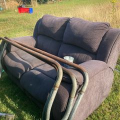 Recliner sofa
