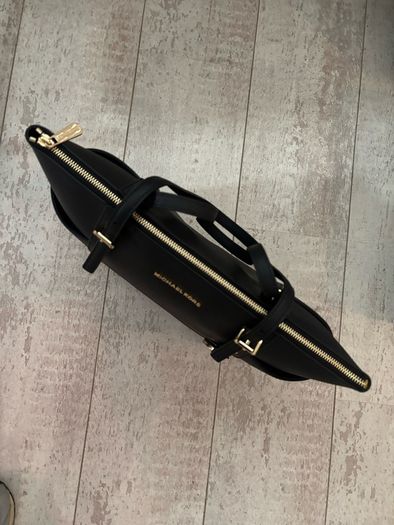 Michael Kors Saffiano Top Zip Tote bag