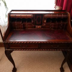 Mahogany bureau