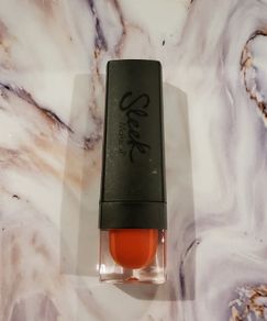 Sleek Lipstick
