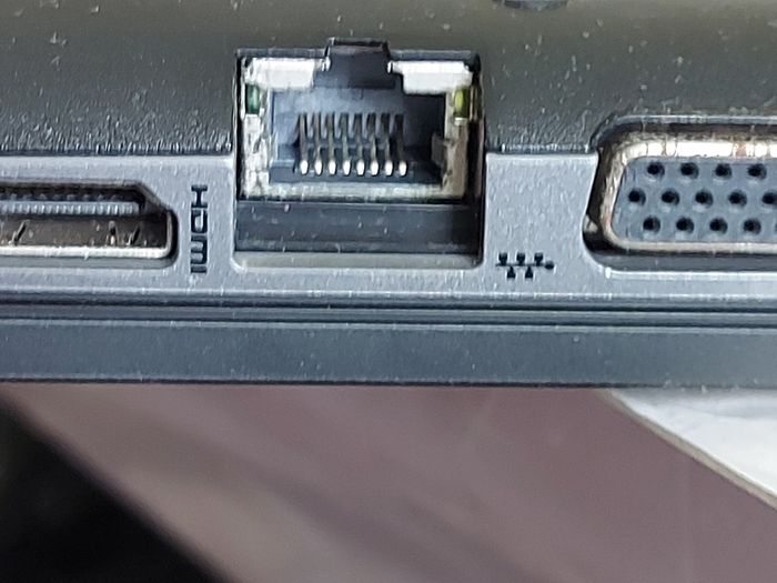 HP ProBook 455 G2, AMD A6 PRO-7050B R4, 5 Compute Cores 2C + 3G, 2.2GHz, 4 GB Ram, 1 Terrabyte HDD, windows 10, Microsoft Edge, Chrome and VLC