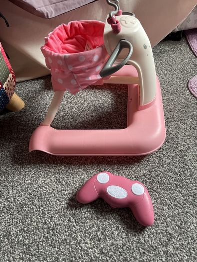 baby Annabelle walk