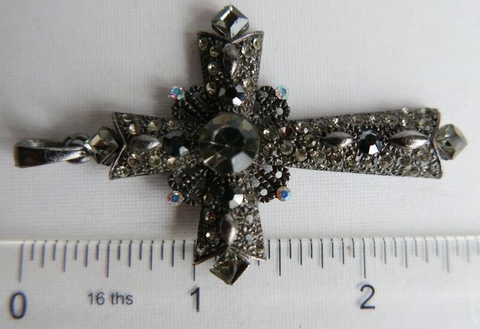Vintage Decorative Cross 2,5"