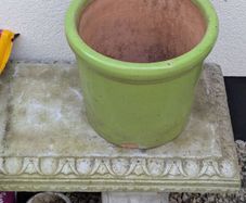 Plant pot