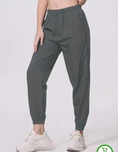 x4 Bundle - Brand New Womens Mixture Bundle - Size - XXL - Smaller Fit More A Size - U.K.16 - x3 Bundle - Bottoms - RRP - 49.74 & x1 - T-Shirt - RRP - 80.00 Dollars = RRP - 125.00+