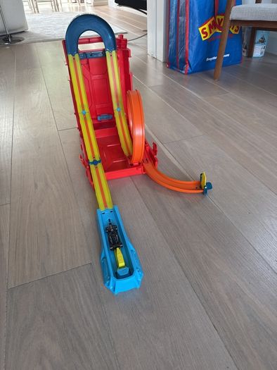 Hotwheel