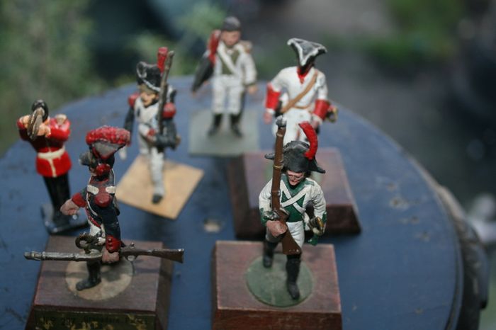 Vintage  Lead Soldiers