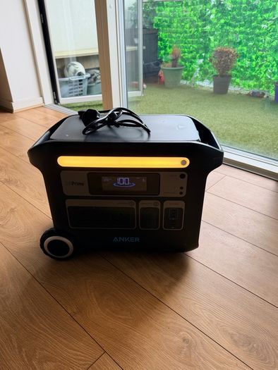 Anker SOLIX F2000 PowerHouse 767 2048Wh Portable Power Station