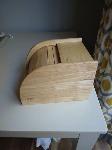 Bread bin