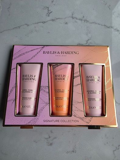 Baylis & Harding Jojoba, Vanilla & Almond Oil Luxury Hand Creme