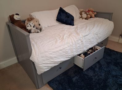 IKEA Hemnes Double Day Bed