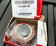 BMW E90 rear wheel bearing pair