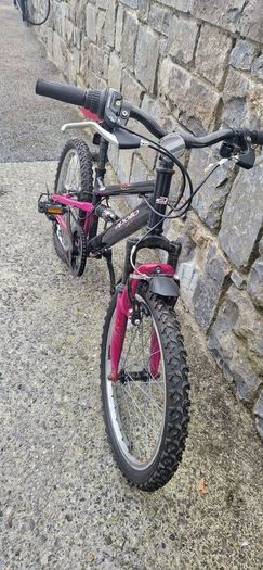 Apollo Charm 20 Kids Bike
