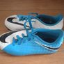 boys Nike football boots Image 2