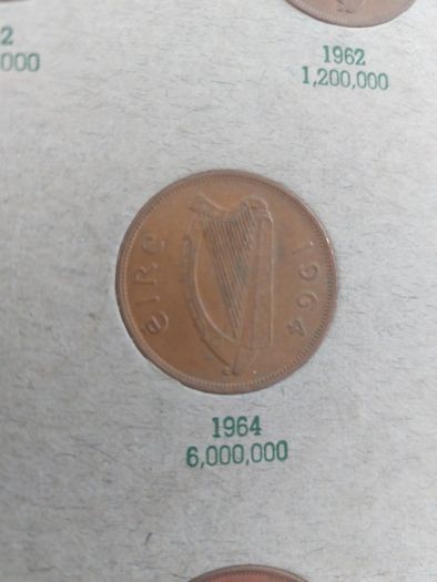 coin folder including full set of pennys including rare 1940