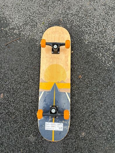 Skate board