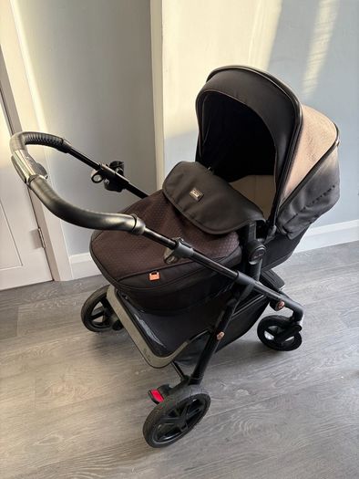 Silver Cross Pram