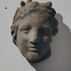 classical cast garden decor