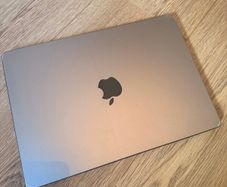Macbook Pro 14 M1 (2021) 16gb Ram  1 Tb Ssd