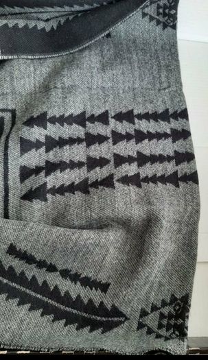 New warm large soft scarf tag attached