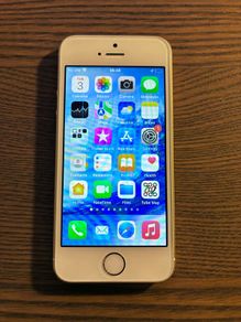 iPhone 6 SE with 64GB
