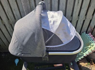 Uppababy bassinet