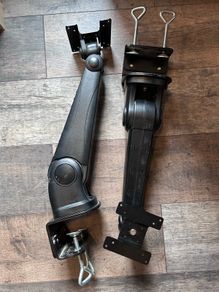 Monitor gas filled arm clamps