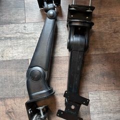 Monitor gas filled arm clamps