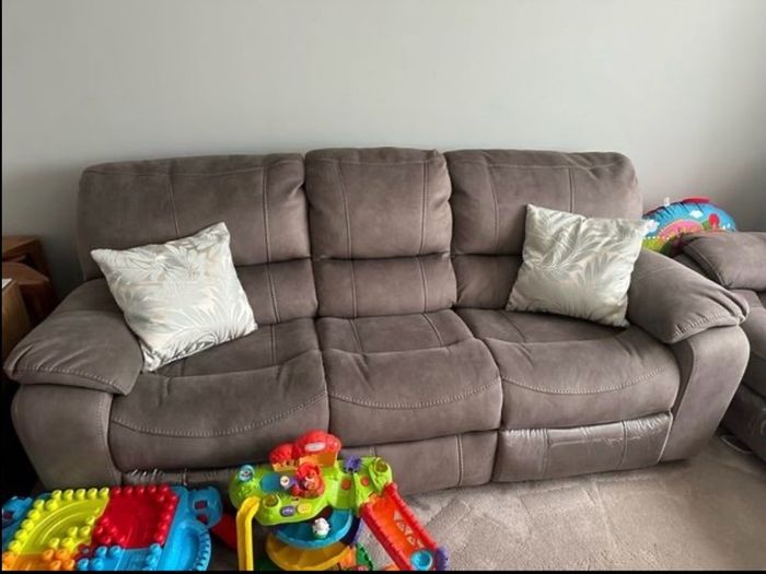 Ezliving Furniture Bradford 3 Seater Reclining Sofas