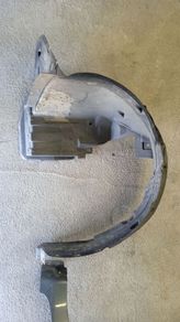 2013 nissan micra LH front wing liner