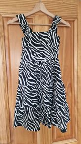 Girls sun dress, no tags, but never worn