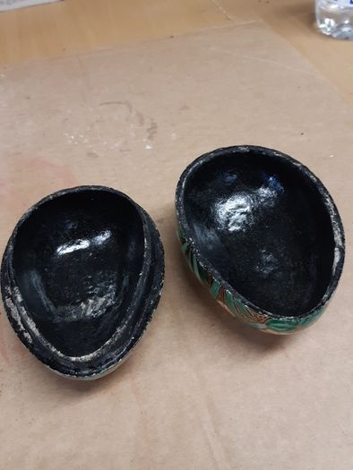 Trinket box egg shaped