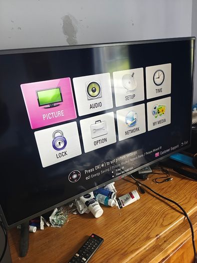 LG tv 43