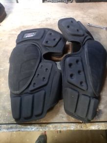 MTB knee pads