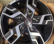 Ford Custom alloys