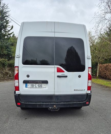 191 Renault Master Camper