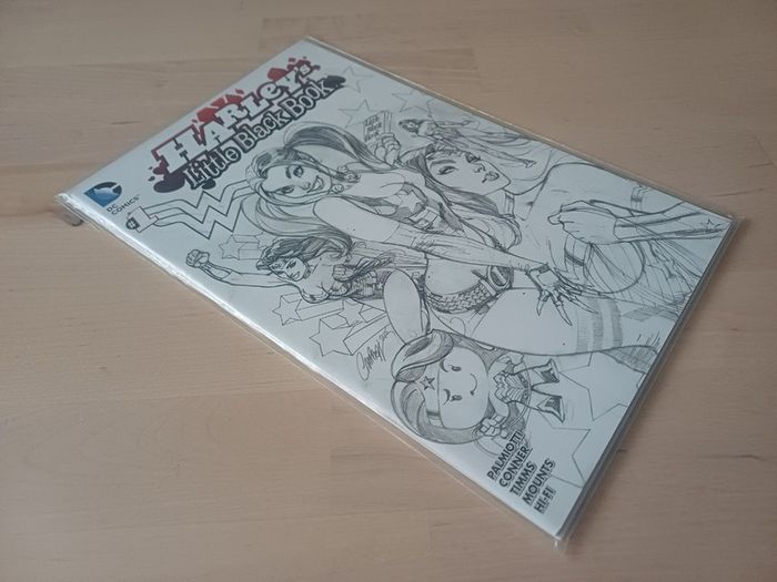 Harley Quinn x 2 Little Black Book & Valentine's Day Special Comic Books Number #1