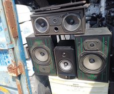 4 Speakers job lots