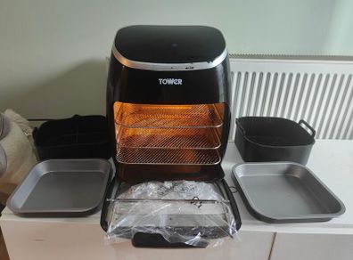 Tower T17039 Xpress Pro 5 in 1 air fryer oven 11L with Extras