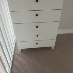 Free chest of Drawers