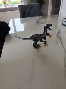 LEGO Jurassic World Therizinosaurus